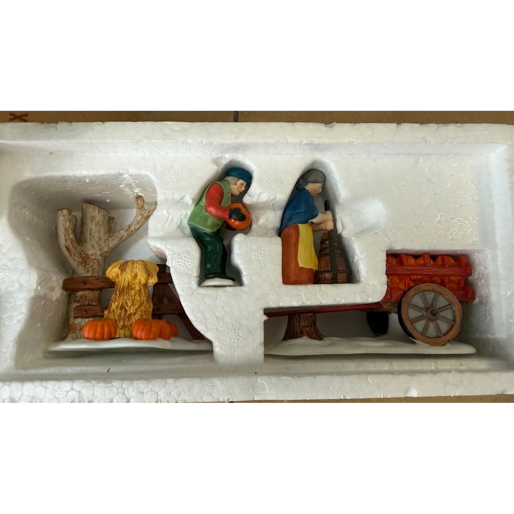 Department 56 Heritage Village Harvest Time Set of 4 #5941-2 Porcelain Figures